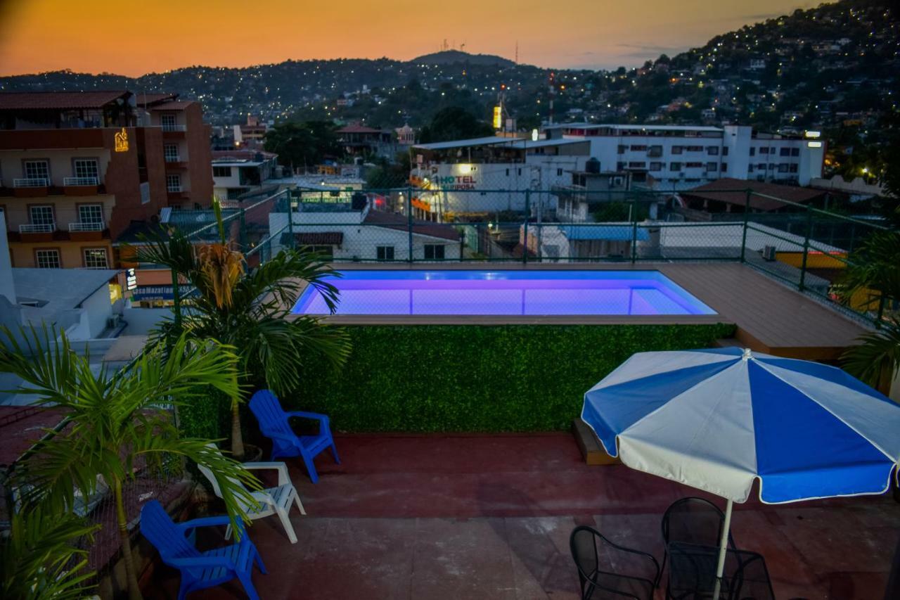 Hotel Gaby Inn Zihuatanejo Eksteriør billede